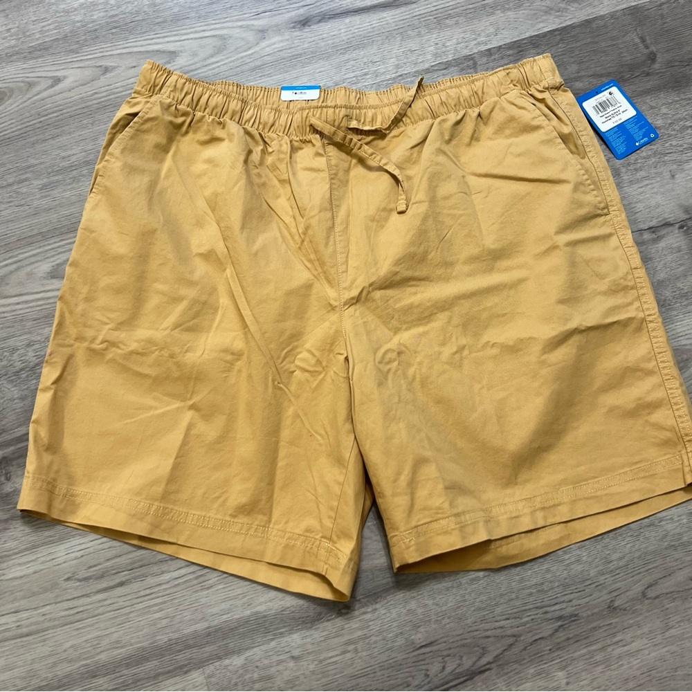 Columbia Men’s Omni shade Sun Protection shorts size XL